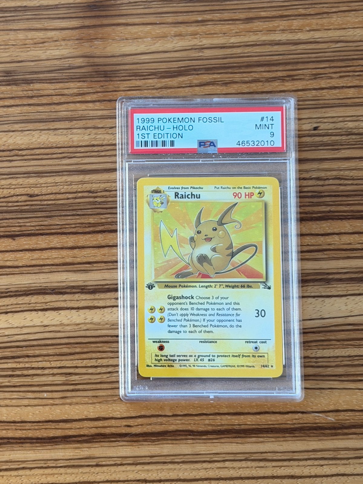 Raichu 1ère édition Holo PSA 9 mint, Hobby & Loisirs créatifs, Enlèvement ou Envoi, Comme neuf