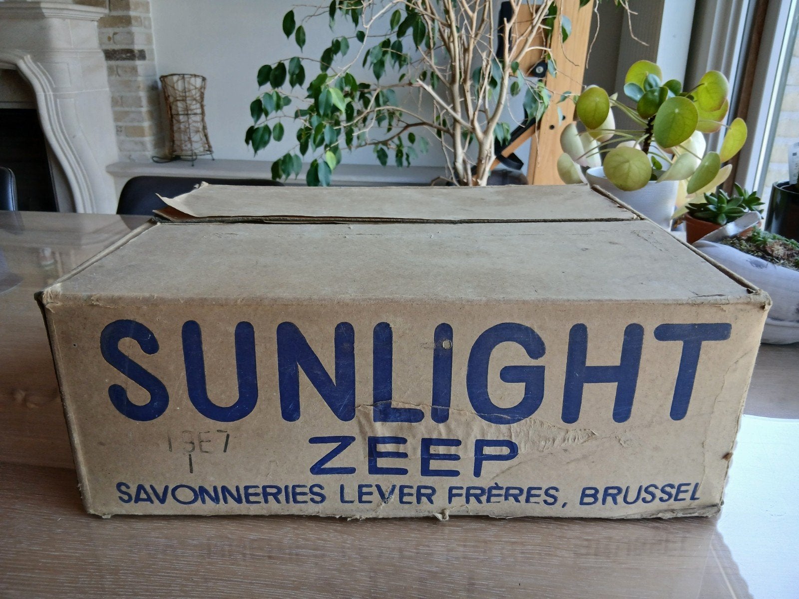 Doos sunlight zeep met 50 doosjes van 2 stukken zeep, Ophalen