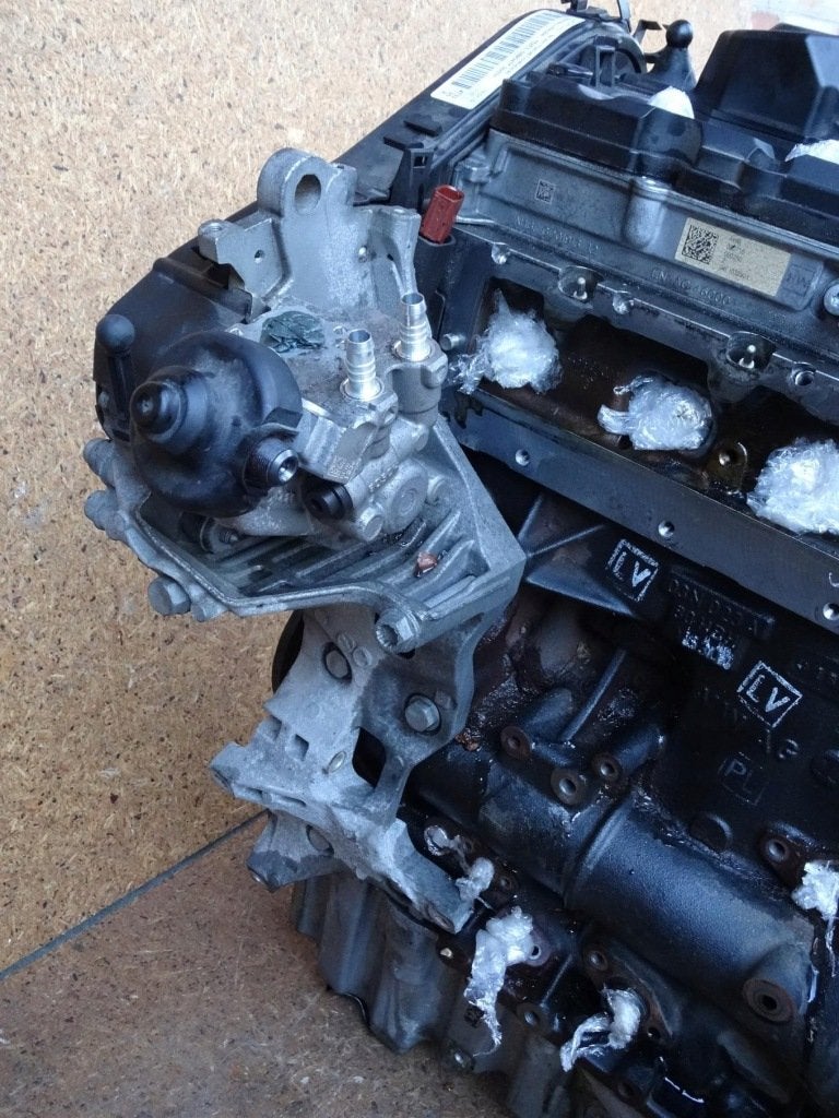 Moteur DEUC Nu AUDI A4, Envoi, Utilisé, Daihatsu