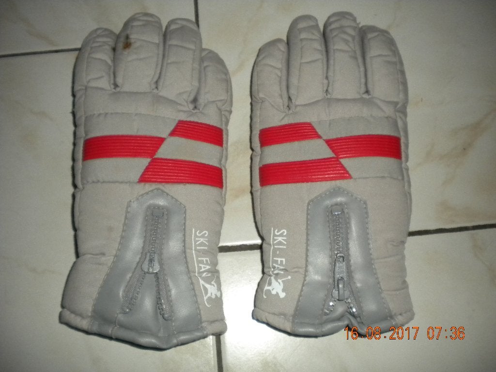 Handschoenen voor bv.: op een brommer / voor te skieeën, Ophalen, Handschoenen