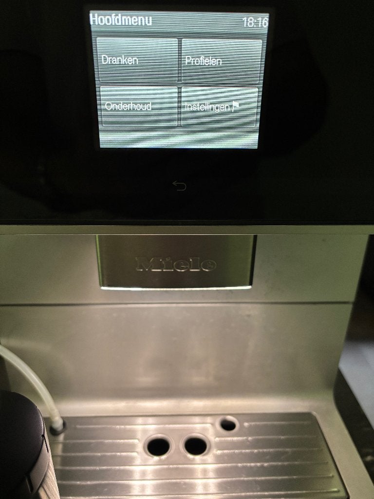 Miele CM7300 koffiemachine, Ophalen, Afneembaar waterreservoir, 10 kopjes of meer, Koffiemachine
