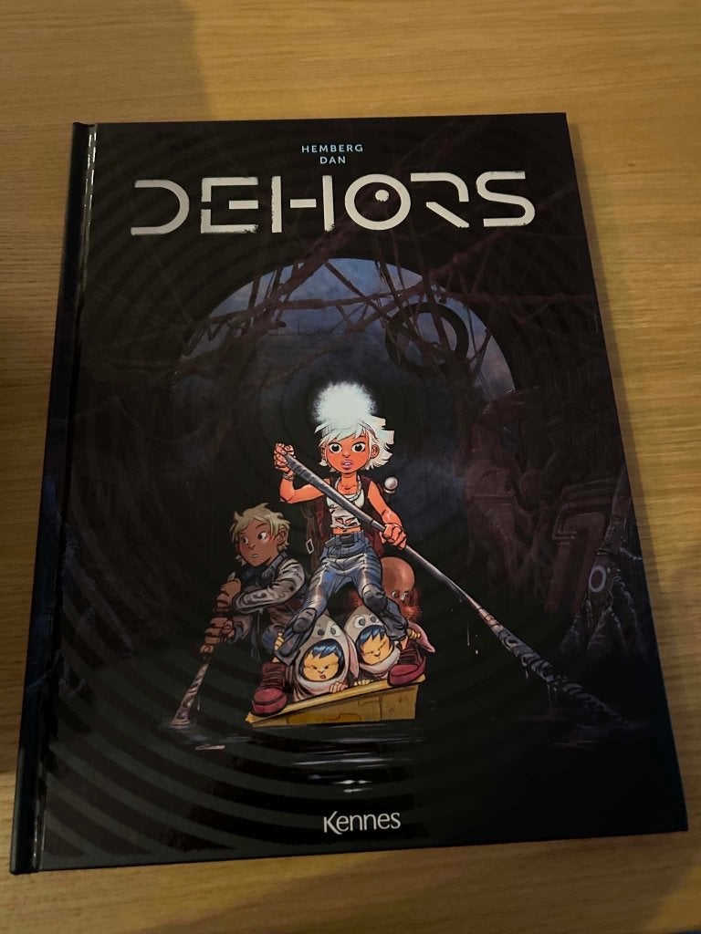 Dehors (Franstalig), Enlèvement ou Envoi, Comme neuf