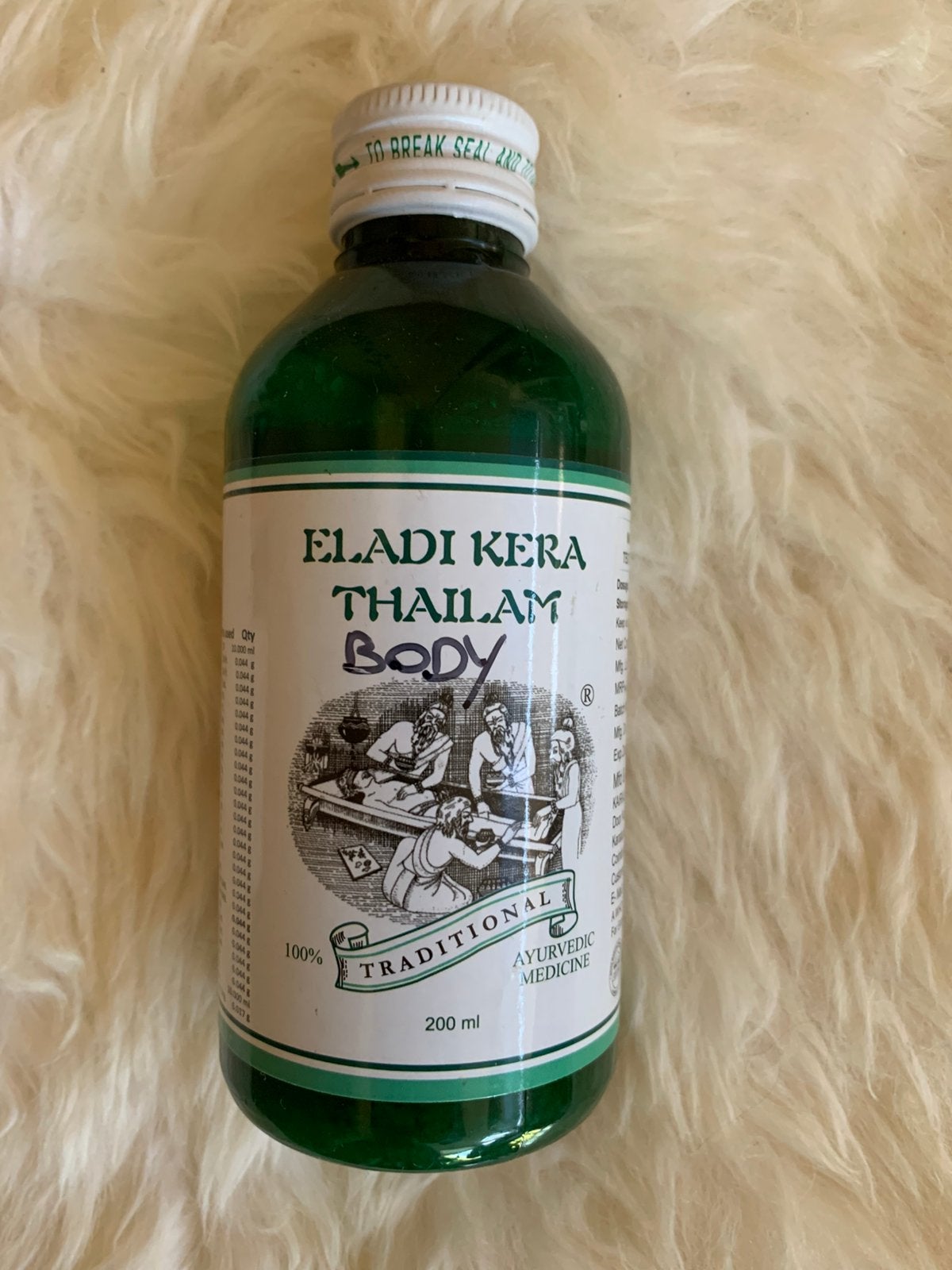 huile de massage ayurvédique eladi kera thailam, Enlèvement