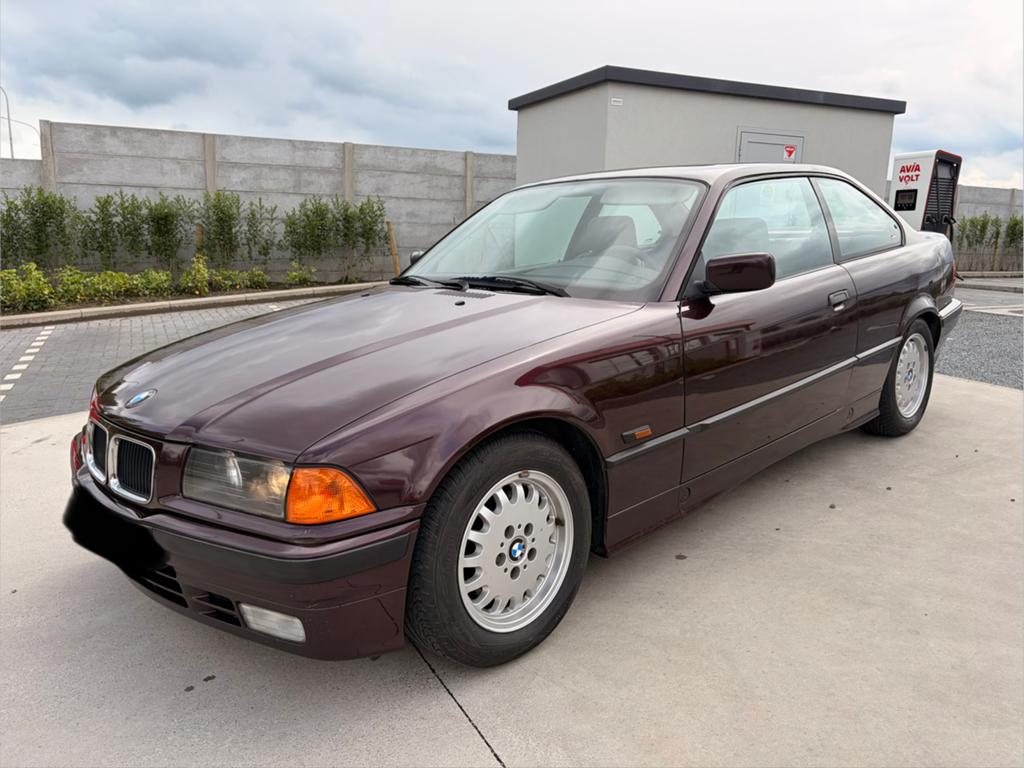 Bmw 325i  oldtimer  34 jaar oud, Auto's, BMW, Particulier, 3 Reeks, ABS, Airconditioning, Centrale vergrendeling, Elektrische buitenspiegels