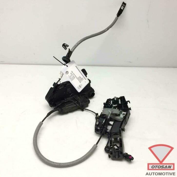 vw passat b8 2017 vag serrure de porte gauche avant 5tb83901, Volkswagen, Volkswagen AG, Vw@volkswagen.de, Utilisé