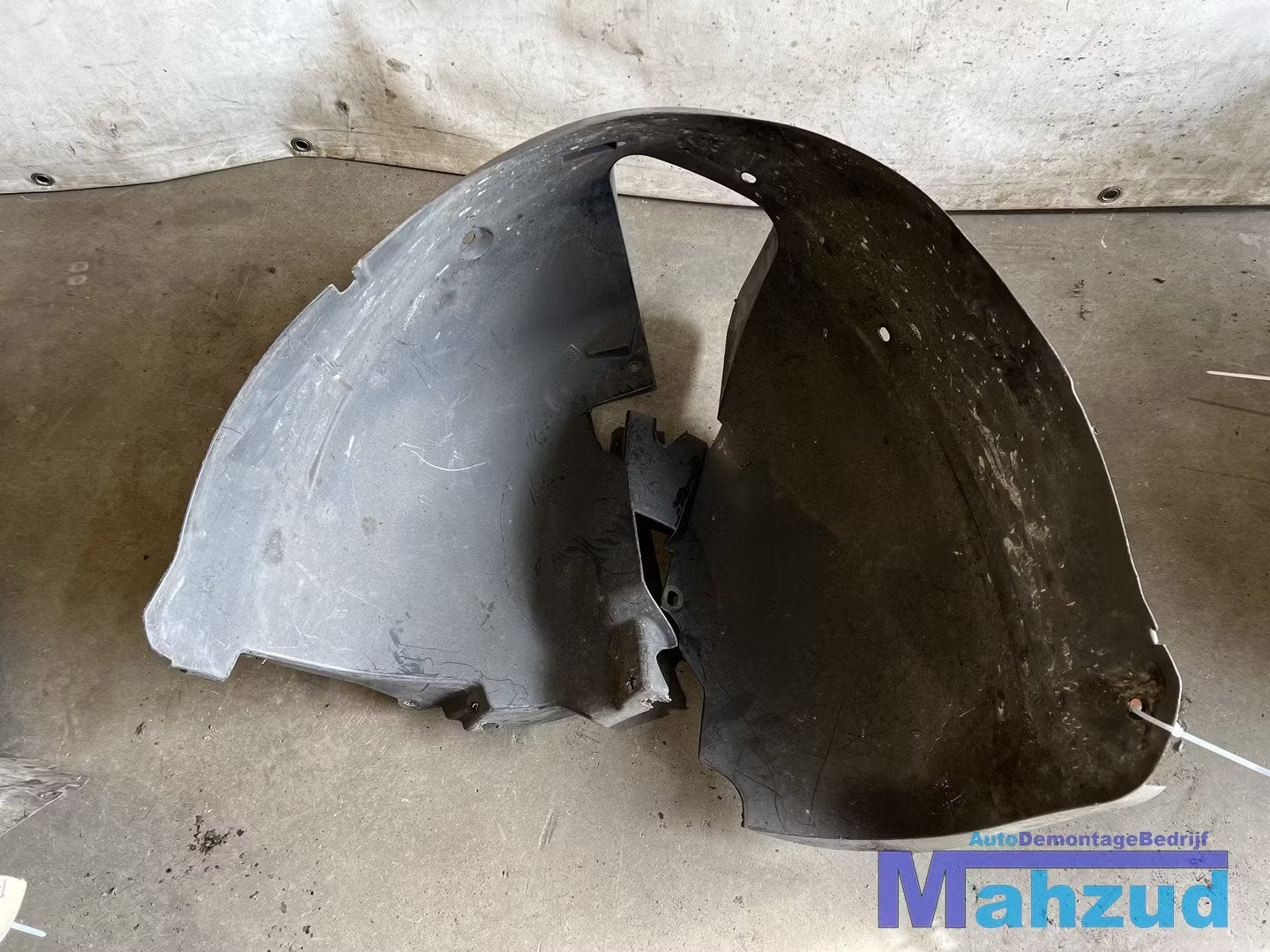 PEUGEOT 308 Links voor modderkuip wielkuip 2007-2013, Taurusavenue 1
2132 LS  Hoofddorp, NL, Contact.group@renault.com, Stellantis N.V.