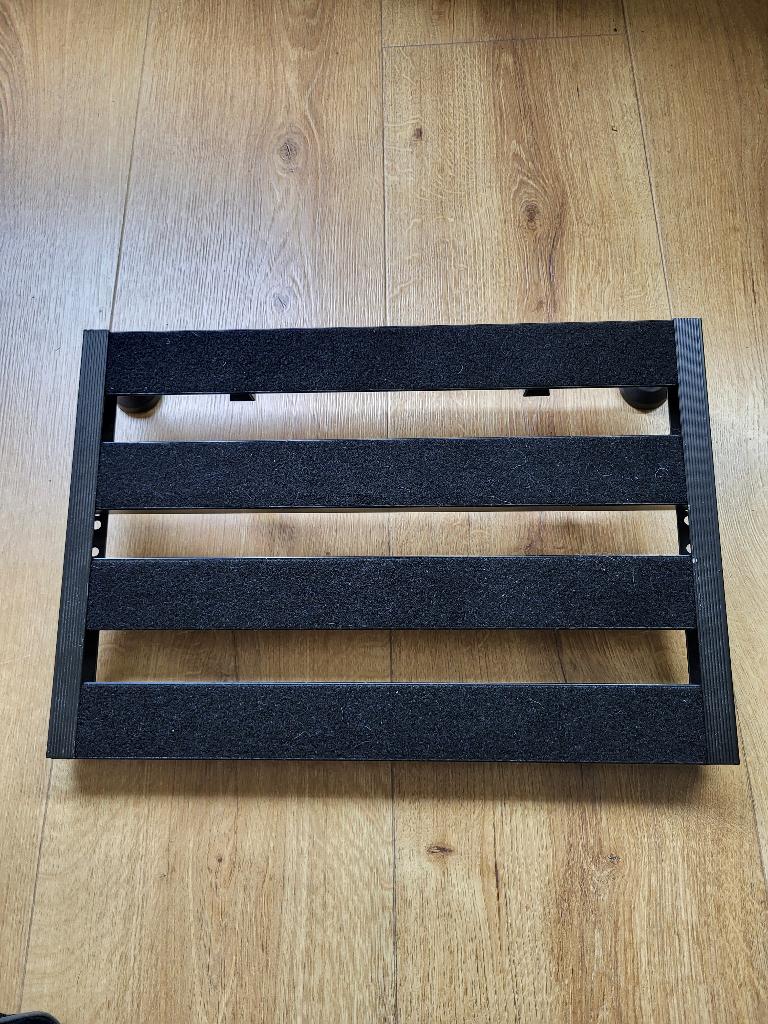 Fame Spaceboard 40 pedalboard, Muziek en Instrumenten, Ophalen, Gebruikt, Elektrische gitaar