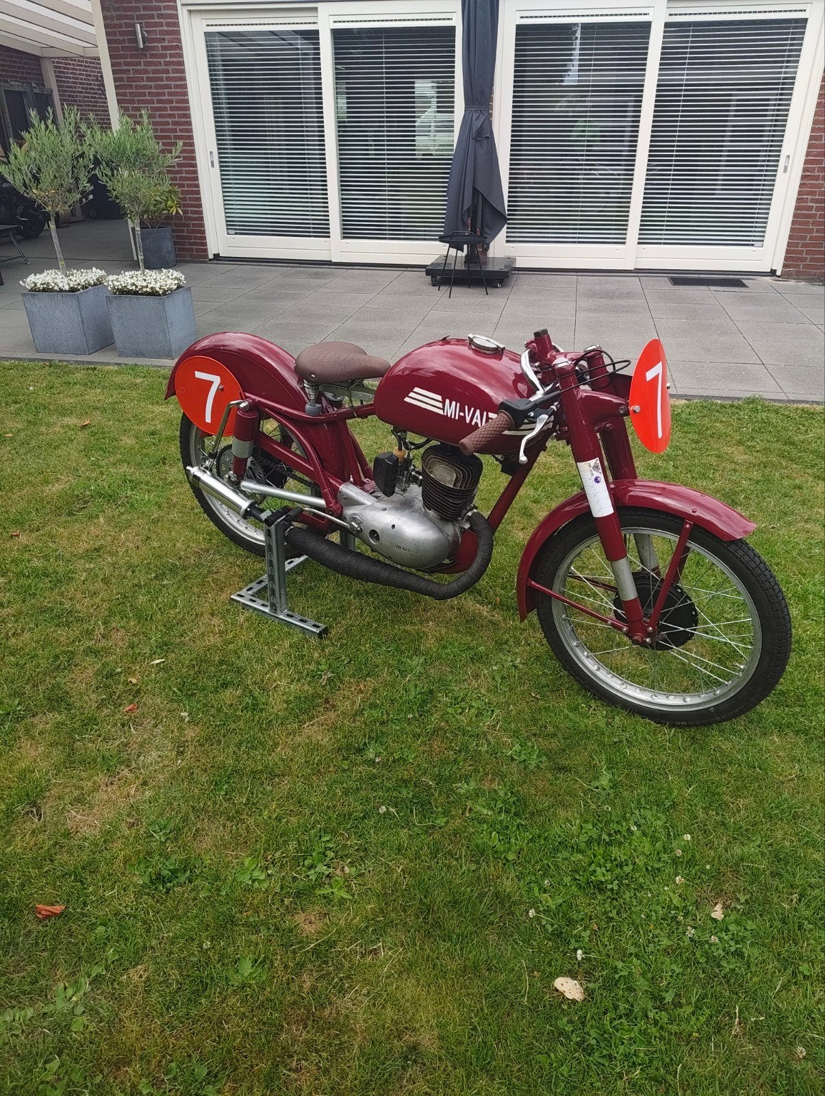 Mi-val 125 Classic racer 1954, Enlèvement
