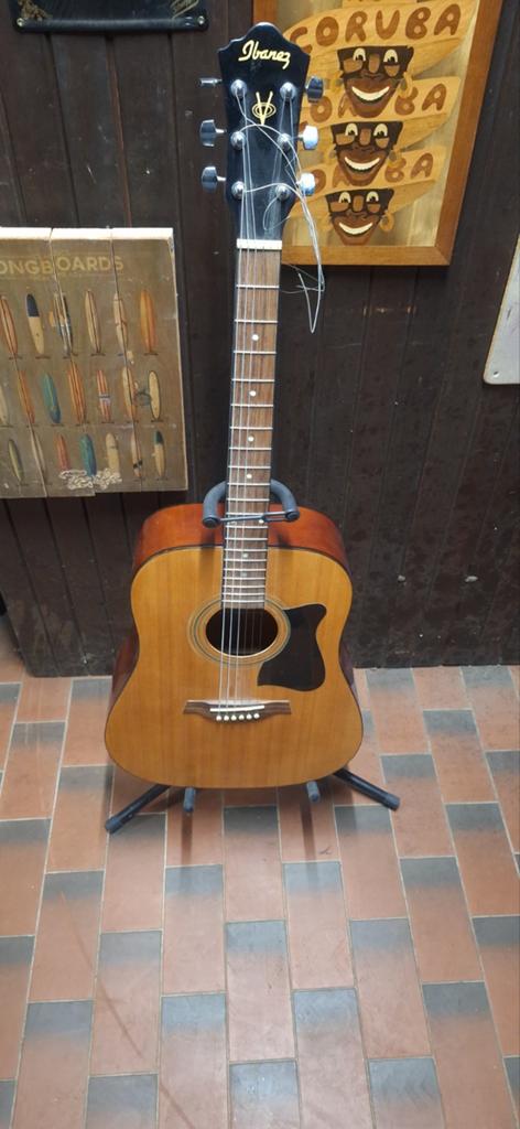 Akoestische gitaar Ibanez, Muziek en Instrumenten, Snaarinstrumenten | Gitaren | Akoestisch, Ophalen
