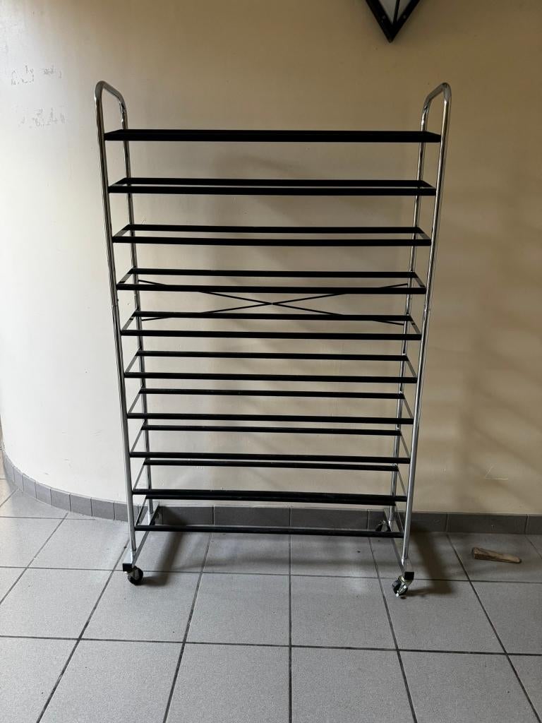 étagère à chaussures à vendre, Enlèvement, Comme neuf