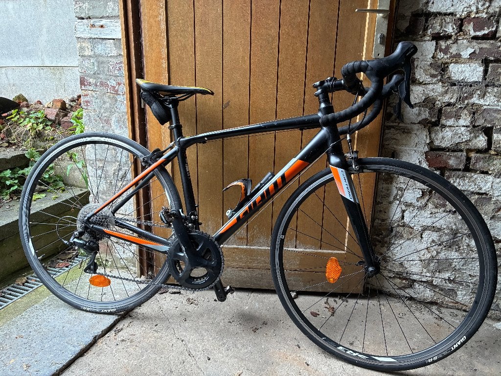 Vélo GIANT Contend – Taille S – Shimano Sora – accessoires, Vélos & Vélomoteurs, Enlèvement, Utilisé, Hommes, Giant