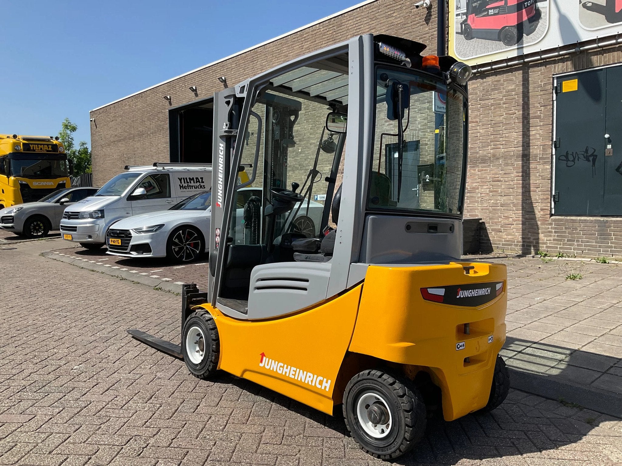 Jungheinrich EFG320 2000KG 4.40METER HEFTRUCK, Électrique, Jungheinrich, 2000 à 3000 kg, Marconistraat 2
3133KL  Vlaardingen, NL
