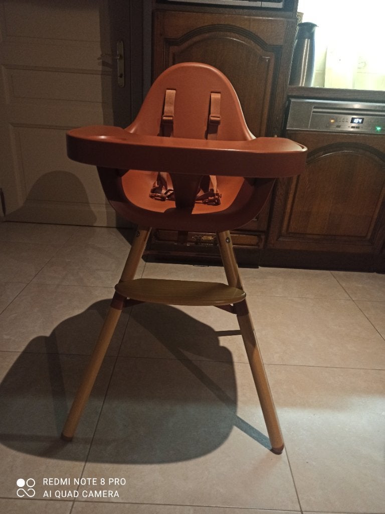Eetstoel Childhome, Kinderen en Baby's, Kinderstoelen, Ophalen, Zo goed als nieuw, Overige typen, Gordel(s)
