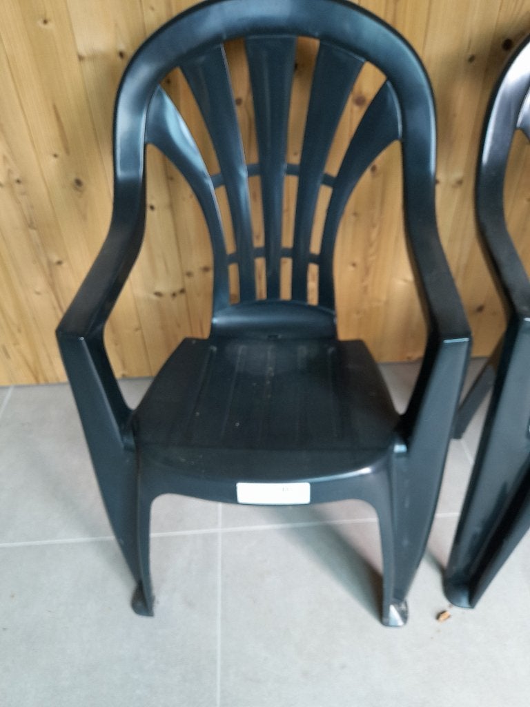 chaise de jardin verte,, Jardin & Terrasse, Chaises de jardin, Enlèvement, Comme neuf, Synthétique, Empilable