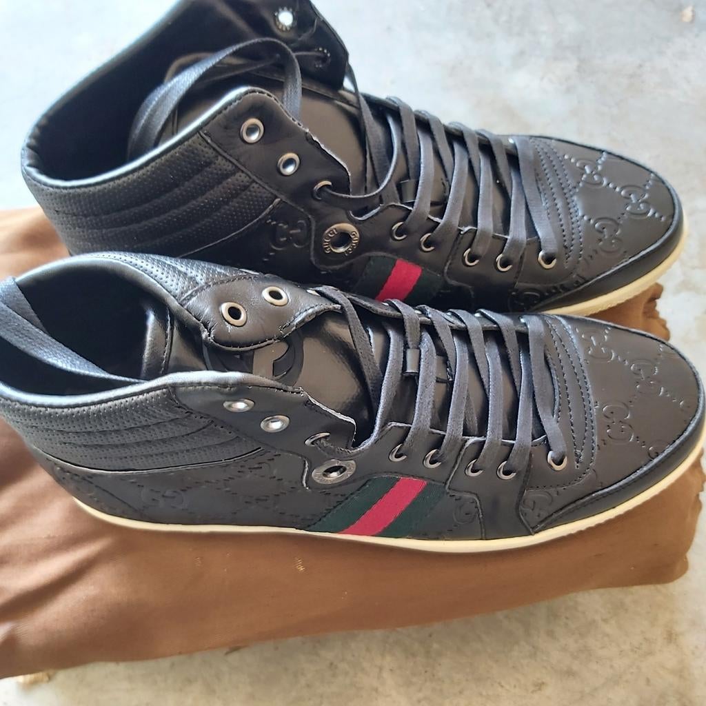 Chaussures toute neuve j aime porter ses gucci peinture 42, Enlèvement