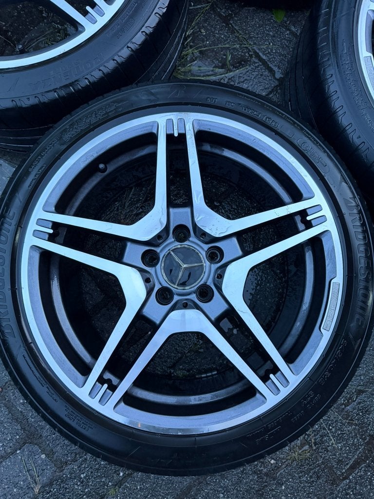 Mercedes 18" breedset velgen + banden, Ophalen, 18 inch, Gebruikt, 265 mm