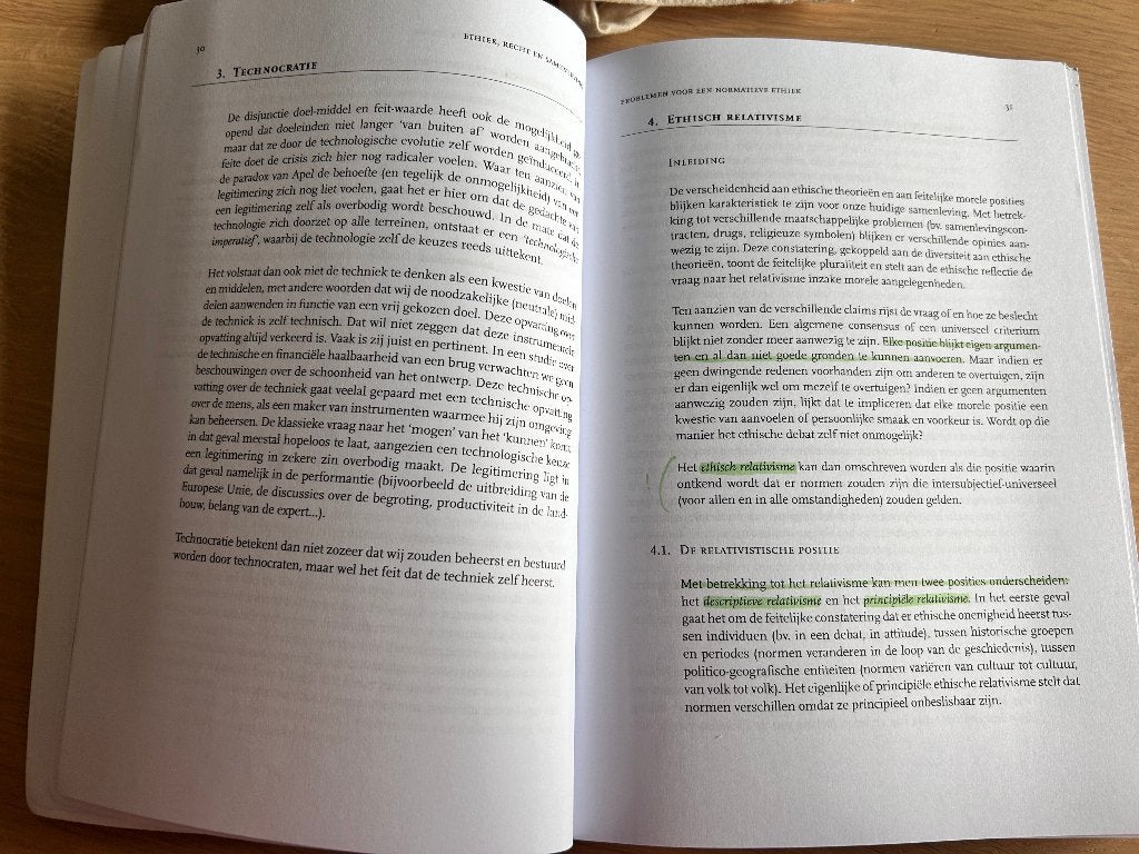 boek : Ethiek, recht en samenleving (KUL), Livres, Enlèvement ou Envoi