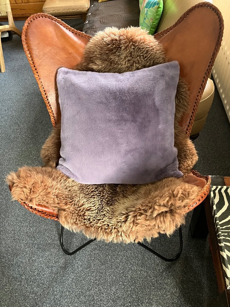 Chaise papillon cuir cognac/utilisé qu'en décoration, Huis en Inrichting, Ophalen, Bruin, Nieuw, Leer