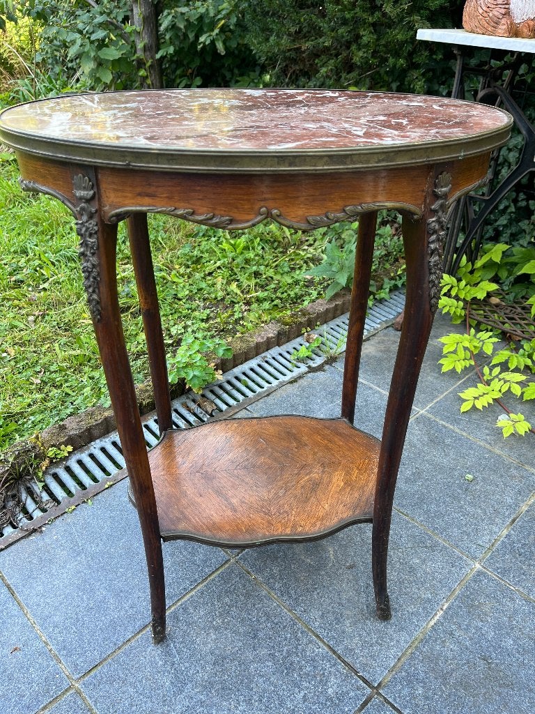 Guéridon Louis XV en acajou, Enlèvement
