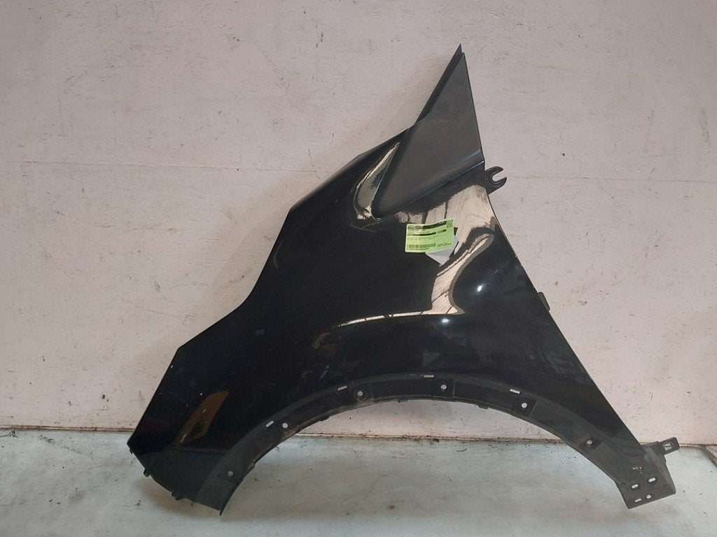 SPATBORD LINKS VOOR Captur (2R) (|631018073R|631015072R|), Dhr. J. Ham, Gebruikt, Renault, Administratie@autoham.nl