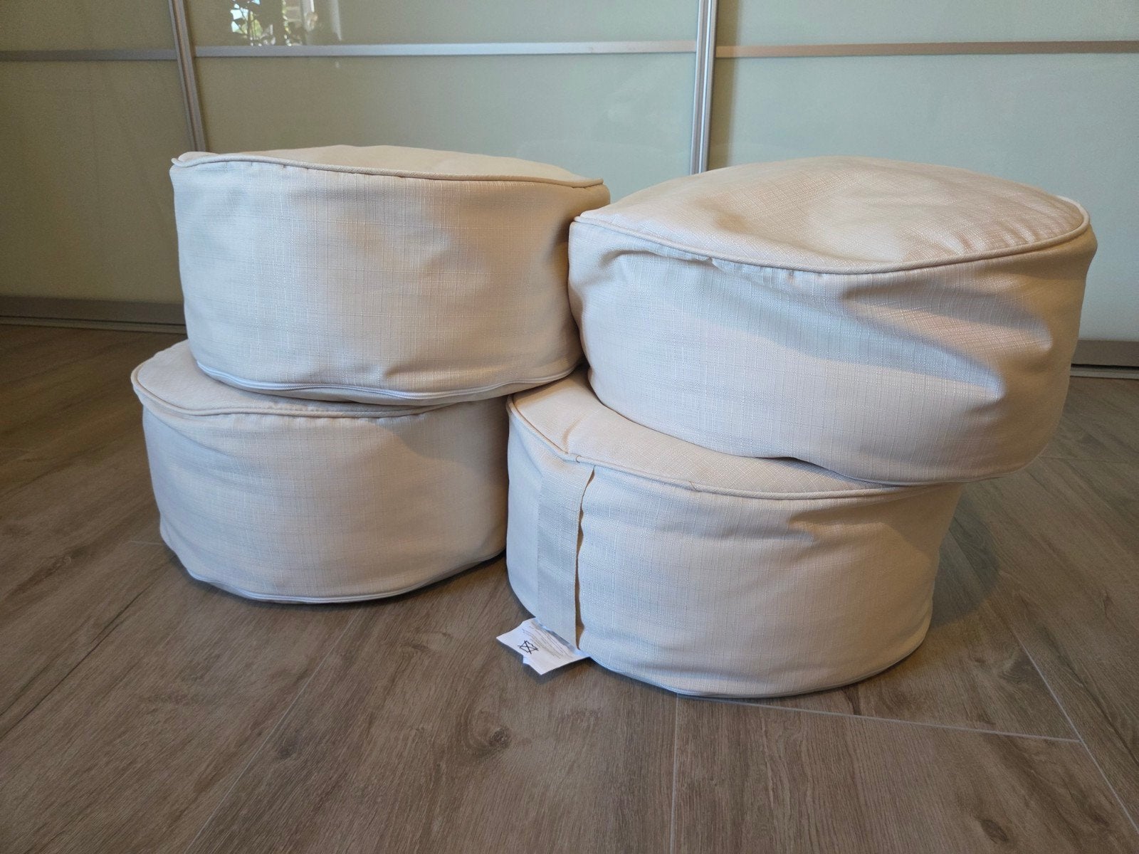 Zitkussen / zitzak / poef (set van 4), Maison & Meubles, Sièges-poires, Enlèvement, Neuf, Beige, Pouf