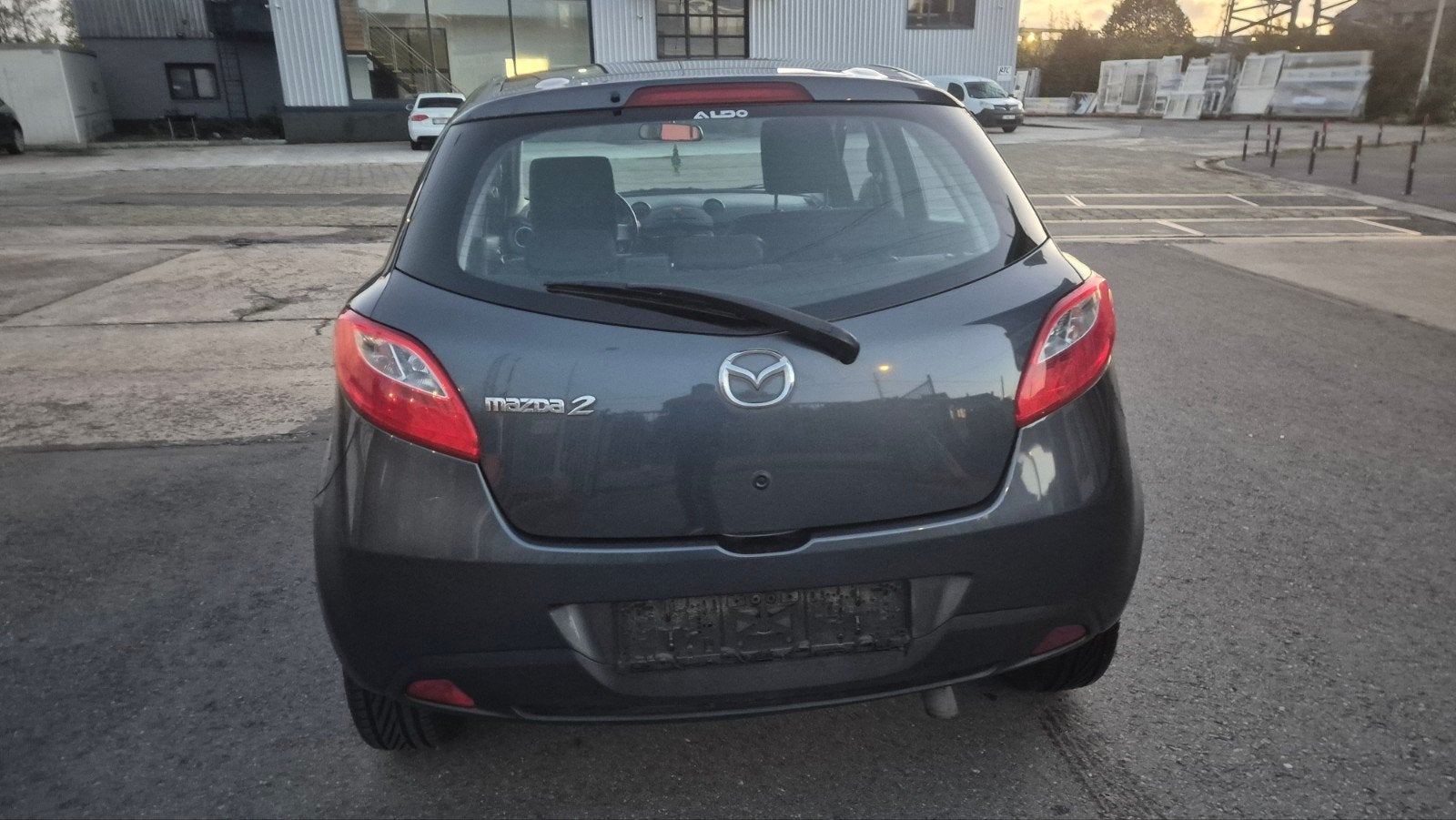 Mazda 2 1.6Td Km 105000 Jaar 2012 Sedan Airco Ct Ok, Auto's, Euro 5, Bedrijf, 5 deurs, Te koop