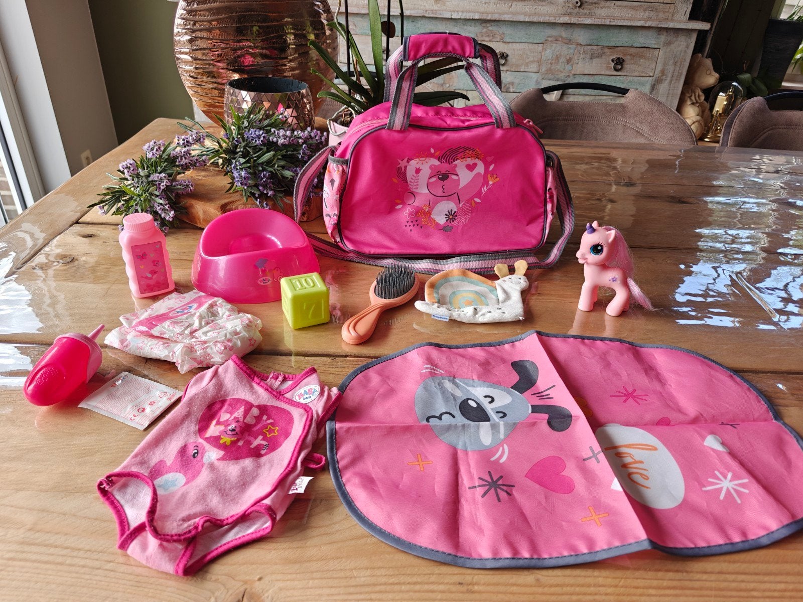 Baby Born verzorgingstas met accessoires., Ophalen of Verzenden, Gebruikt, Babypop