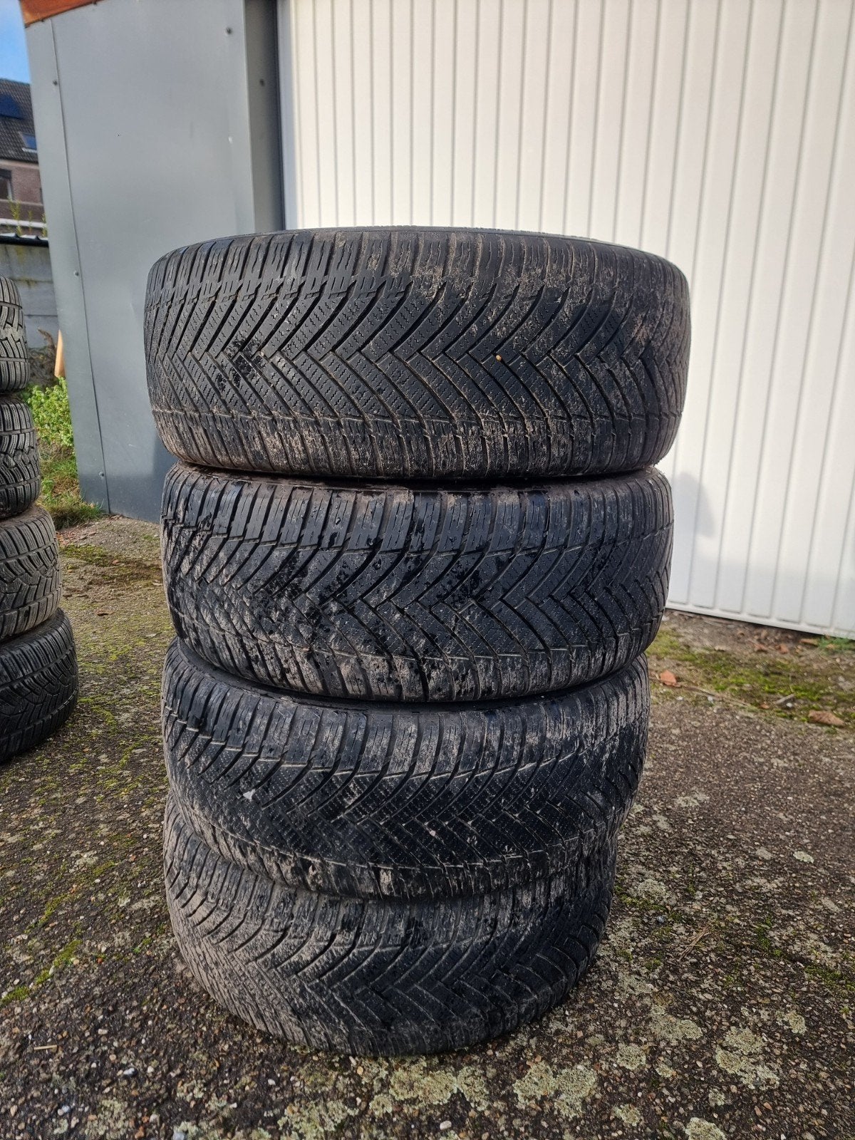 4 pneus toutes saisons 215/50r17 95w, Autos : Pièces & Accessoires, 215 mm, 4 Saisons, Enlèvement ou Envoi, Véhicule de tourisme