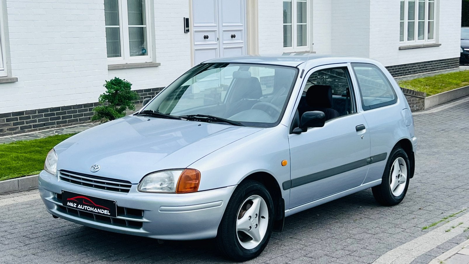 Toyota Starlet 1.3i Benzine * Automaat * Gekeurd, Automaat, Parkeersensor, Starlet, Bedrijf