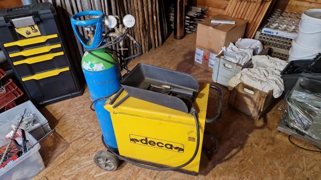 Halfautomaat laspost Deca, Enlèvement, Utilisé, 150 à 250 ampères
