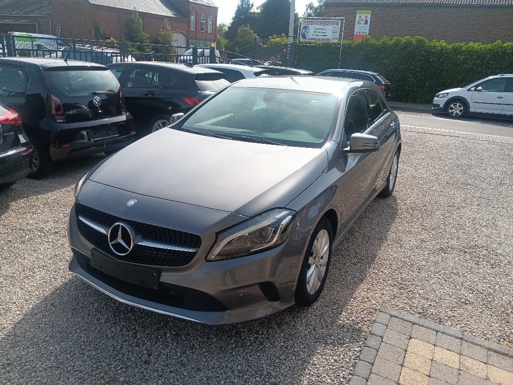 MERCEDES A160D - EURO 6B - GARANTIE, Auto's, Mercedes-Benz, 4 cilinders, Leder, Bedrijf, 5 deurs