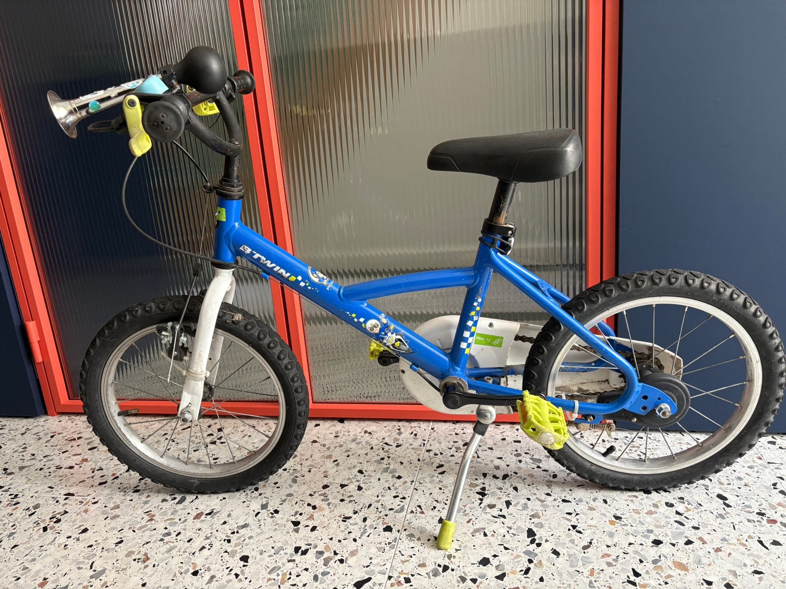 BTWIN kinderfiets 3 tot 5 jaar nieuw €160, Fietsen en Brommers, Fietsen | Kinderfietsjes, Ophalen, Zo goed als nieuw
