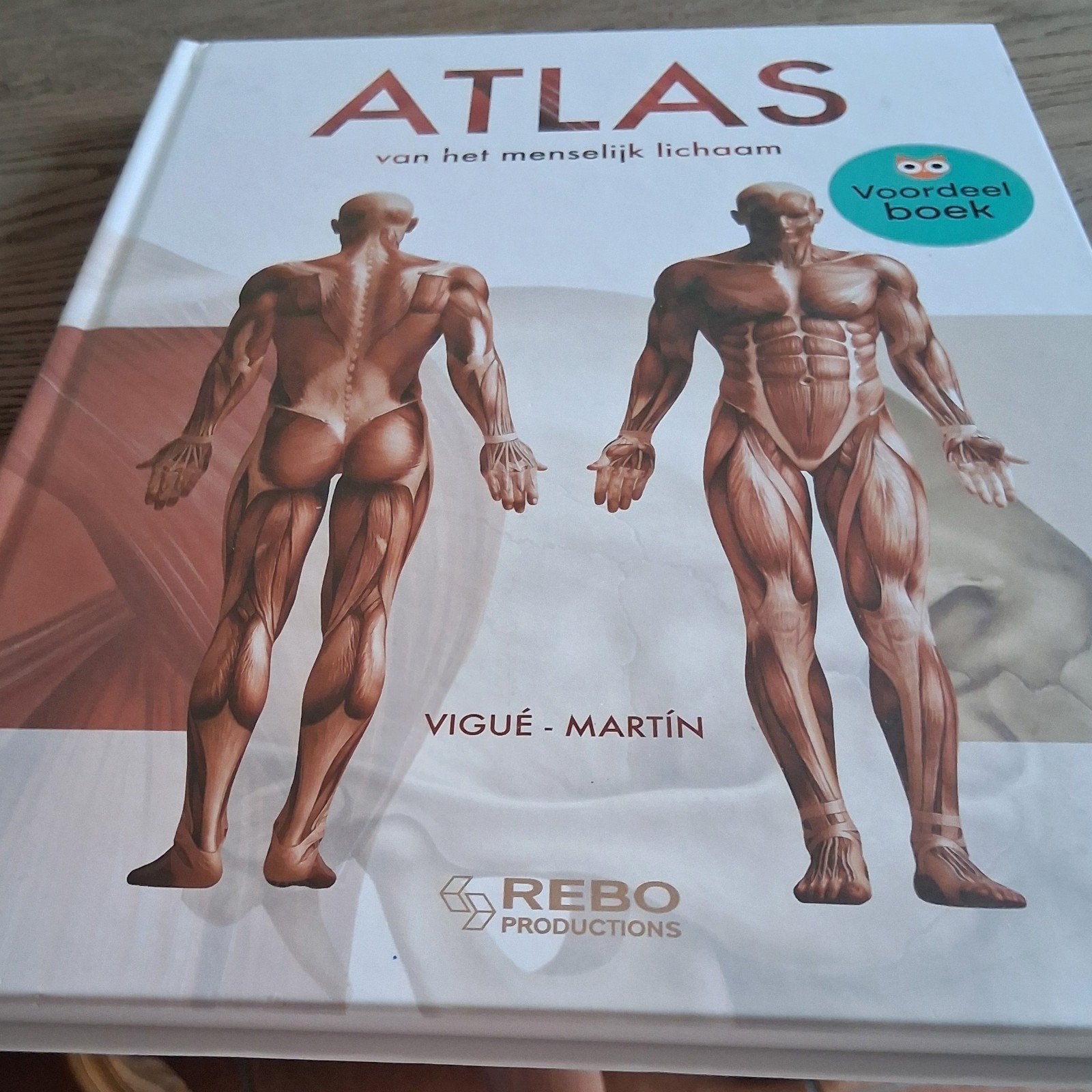 Atlas van het menselijk lichaam, Boeken, Ophalen