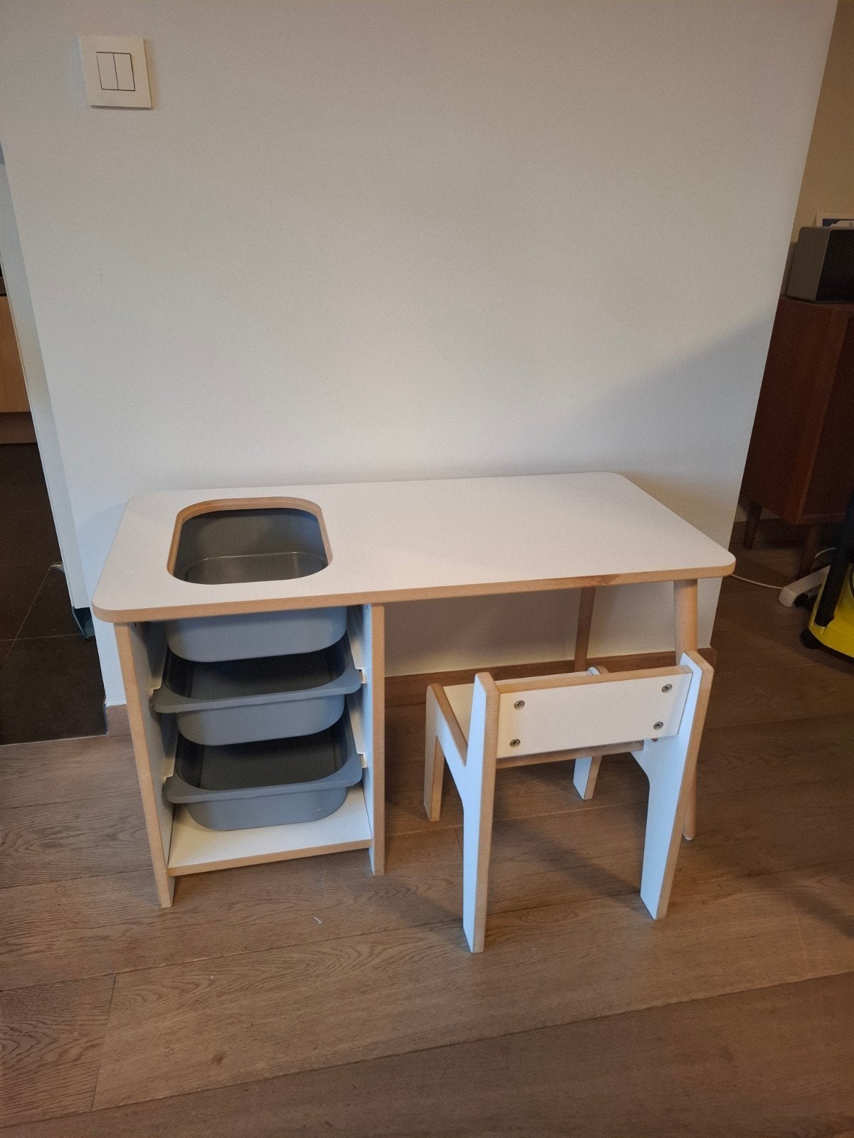 table  et rangement pour enfant, Enlèvement