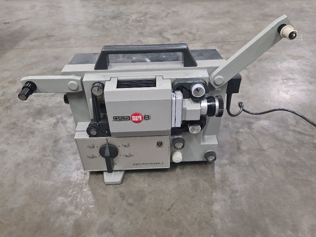 Eumig mark 8, Ophalen, Projector