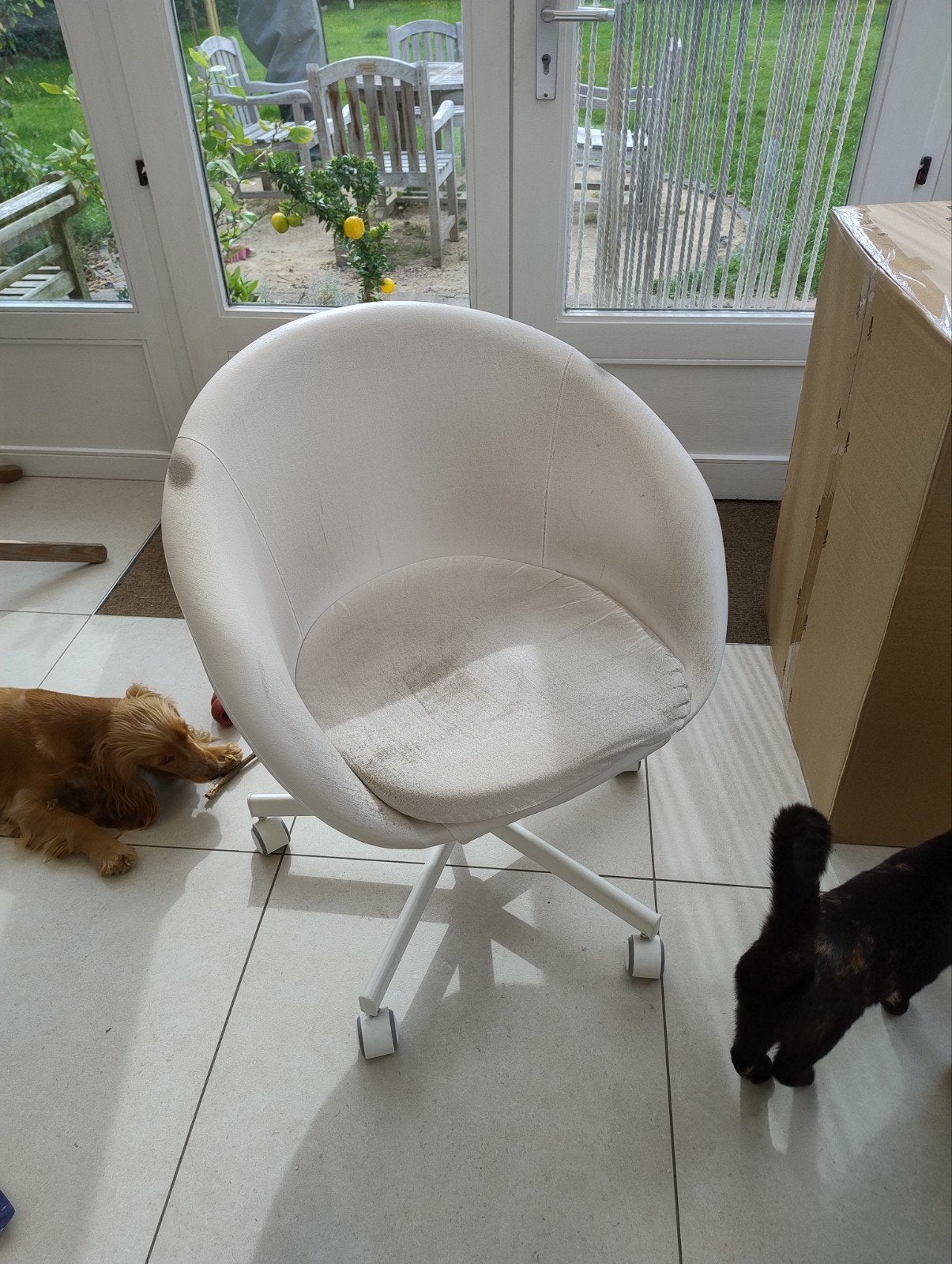 Witte bureaustoel ikea, Huis en Inrichting, Ophalen, Bureaustoel