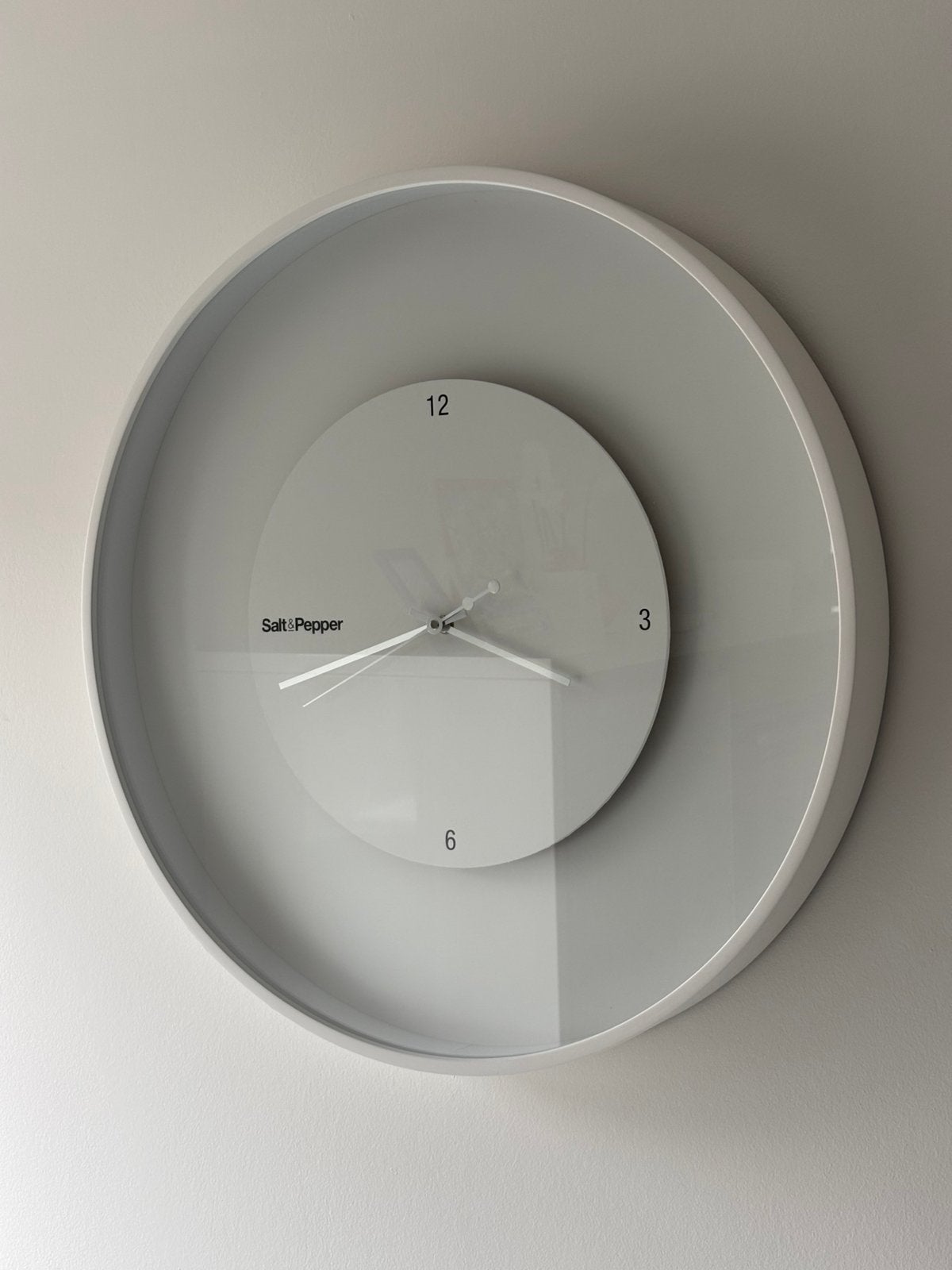 Uurwerk salt en pepper (diameter 60 cm), Ophalen, Zo goed als nieuw, Wit