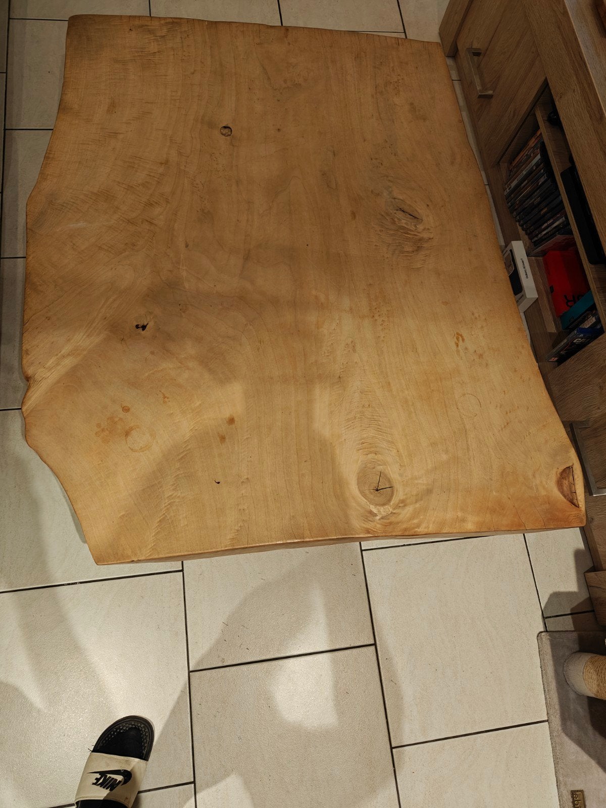 Prachtige massief houten boomstam salontafel (127x102 cm) –, Huis en Inrichting, Ophalen
