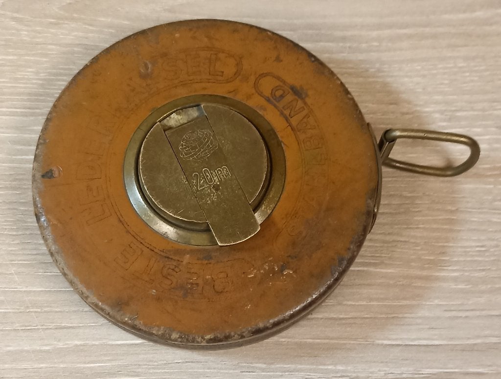 Ancien décamètre Allemand STEWE 20m - Acier Inox & Cuir 1950, Verzenden, Landmacht, Overige typen
