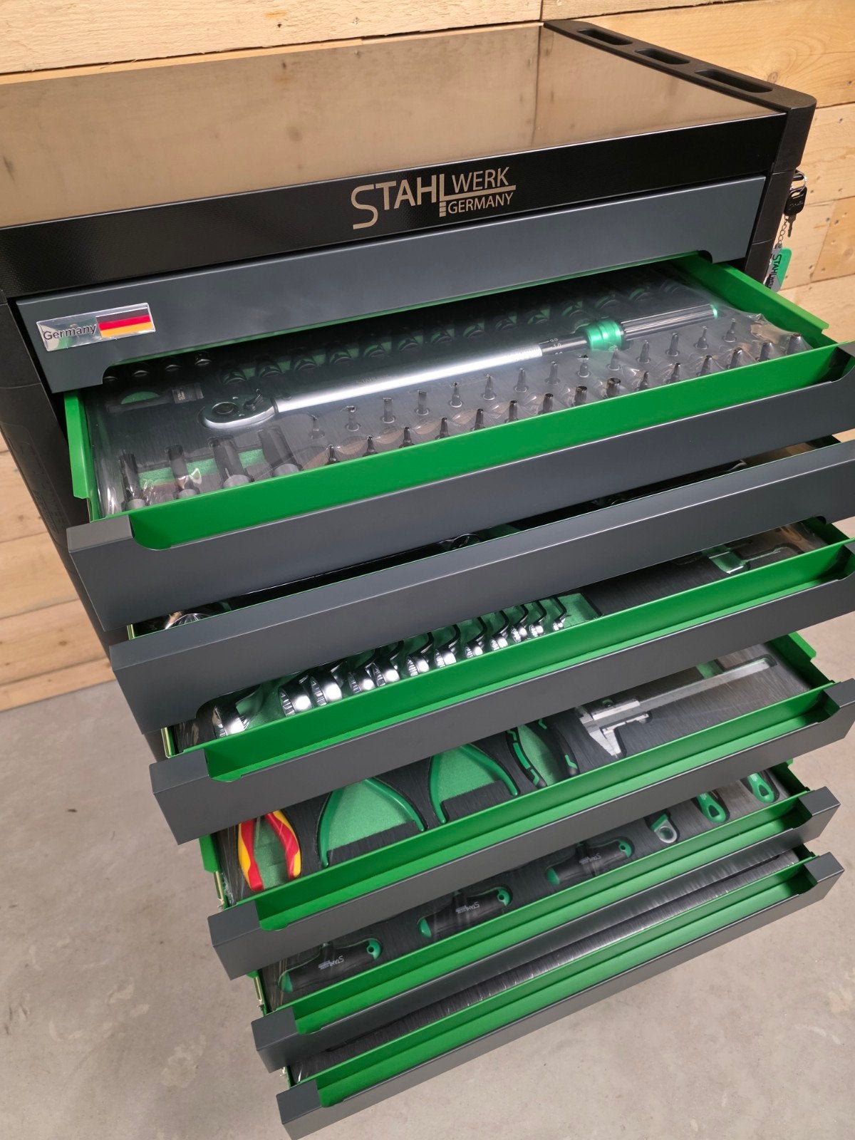 STAHLWERK SW9 /9Laden Gereedschapswagen* Nieuw **, Ophalen