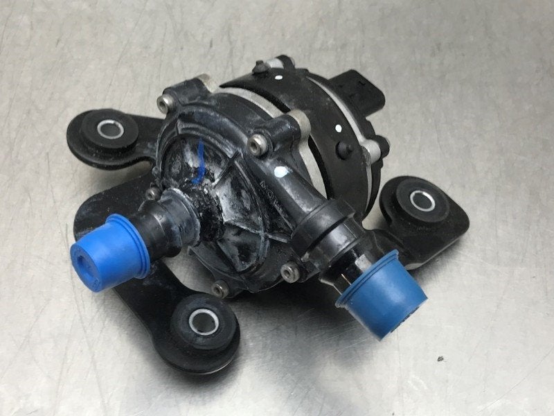 POMPE A EAU Kia Sportage (NQ5) (|202208300729|369103D921|), Utilisé, Kia
