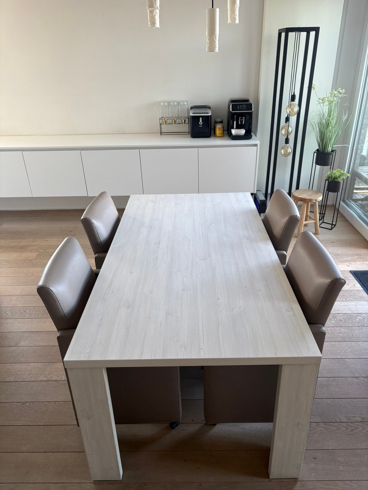 Mooie eettafel met 4 comfortabele eetkamerstoelen, Maison & Meubles, Enlèvement