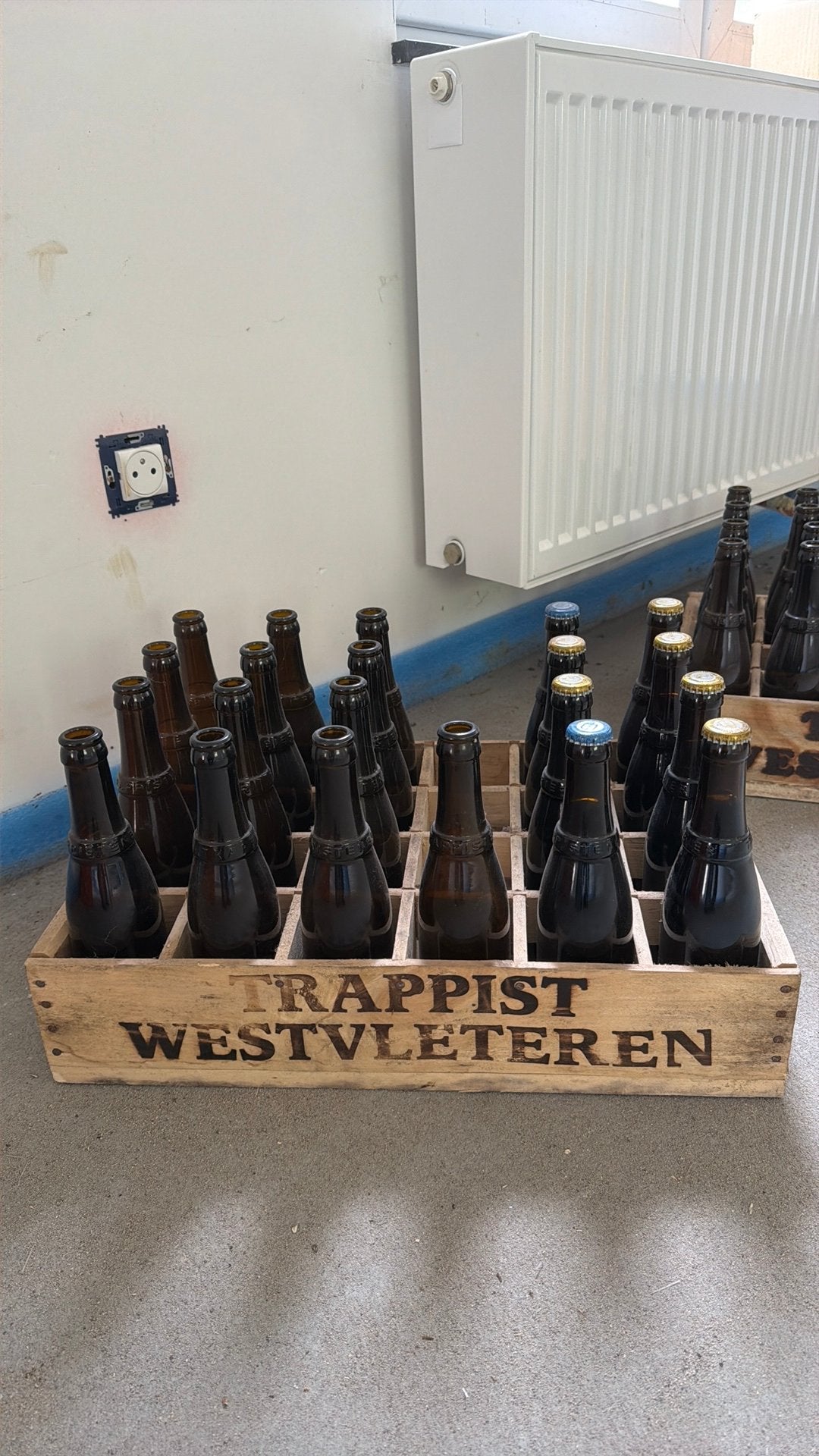 Casier de bière en bois très vieux, Enlèvement ou Envoi