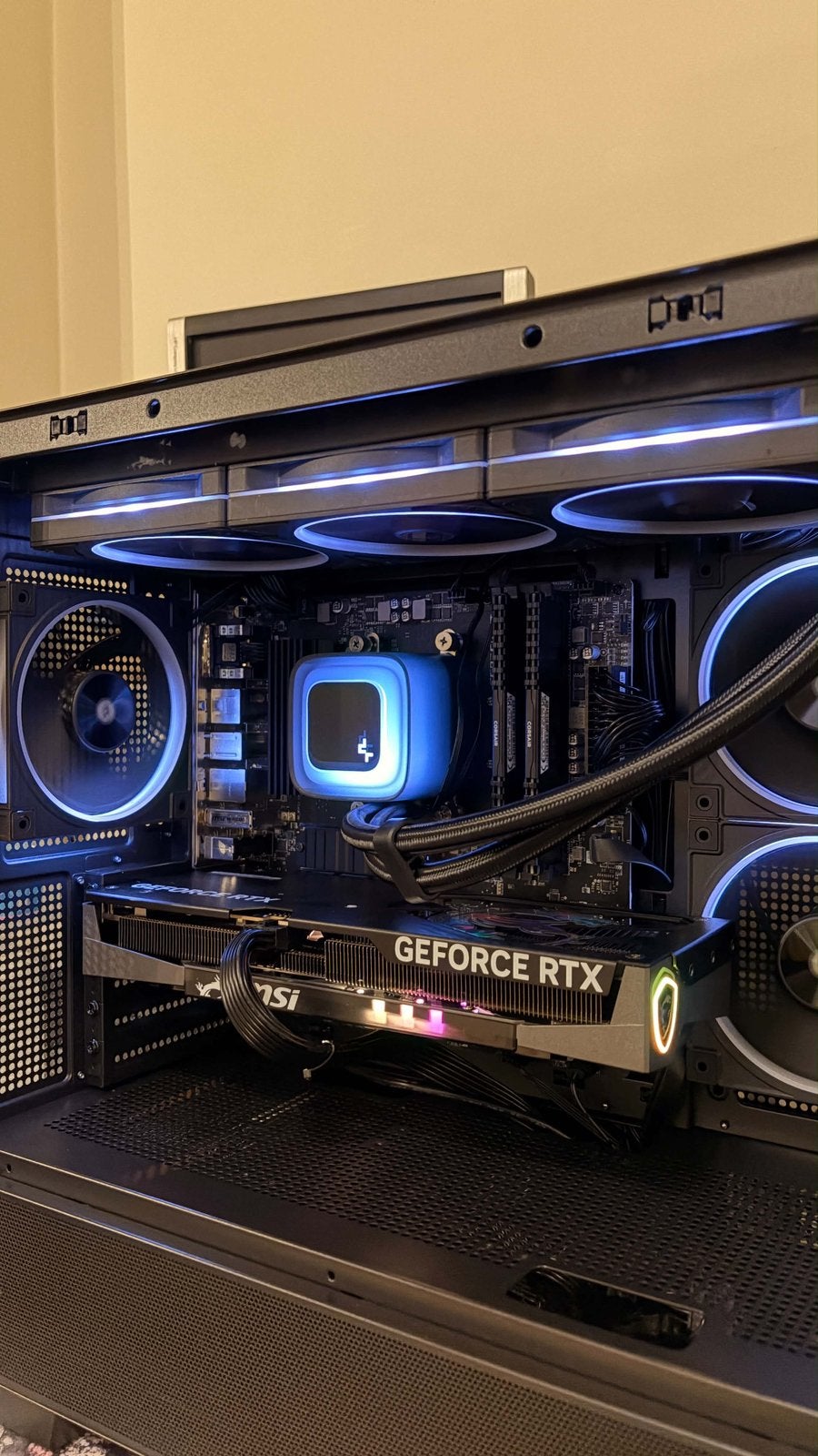 Nieuwe gaming-pc rtx 5060 ti, ryzen 7, 32 GB RAM, Ophalen, Zo goed als nieuw, Gaming, SSD