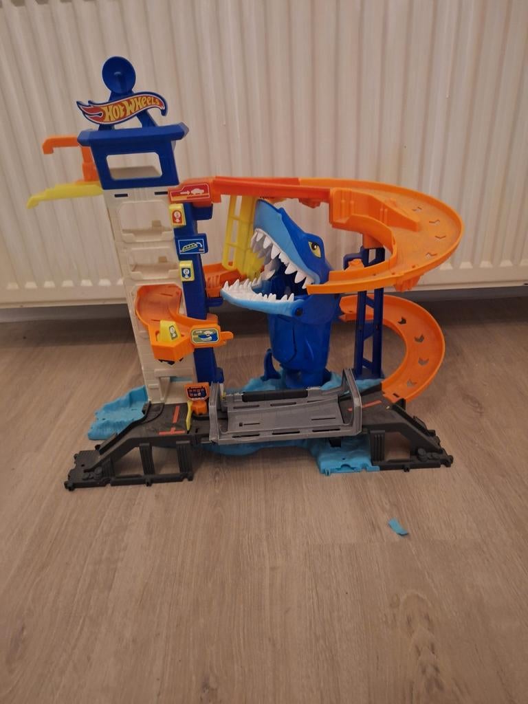 Hot wheels dino, Enlèvement, Hot Wheels