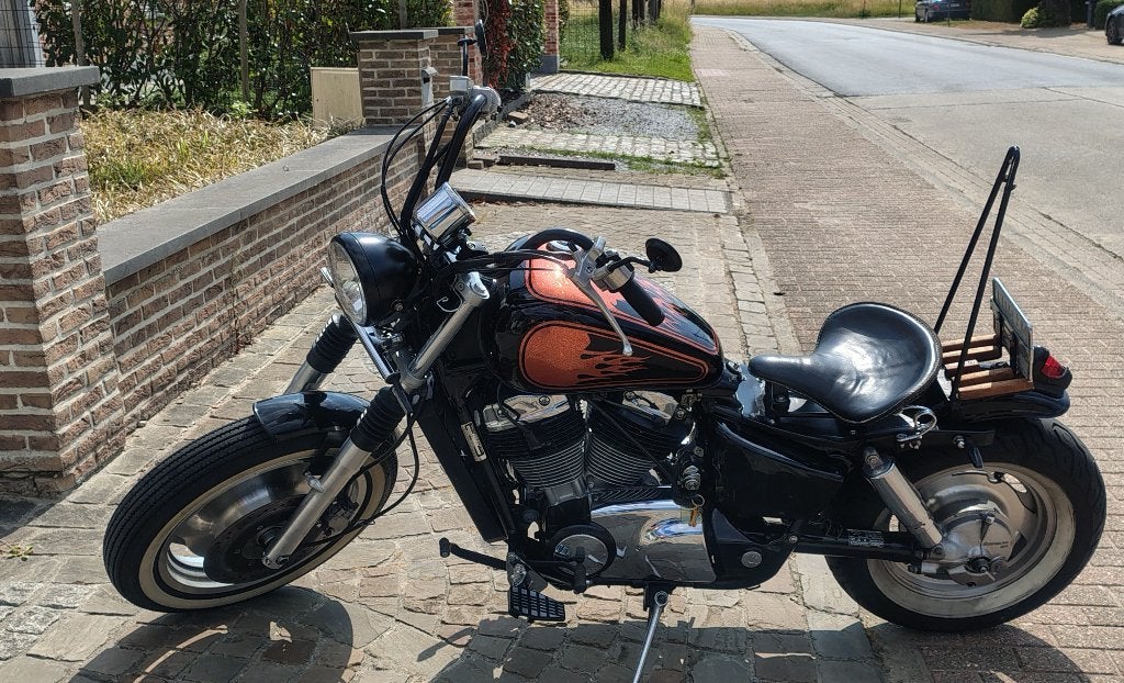 Vt1100 bobber, Motoren, Ophalen, 2 cilinders, Meer dan 35 kW
