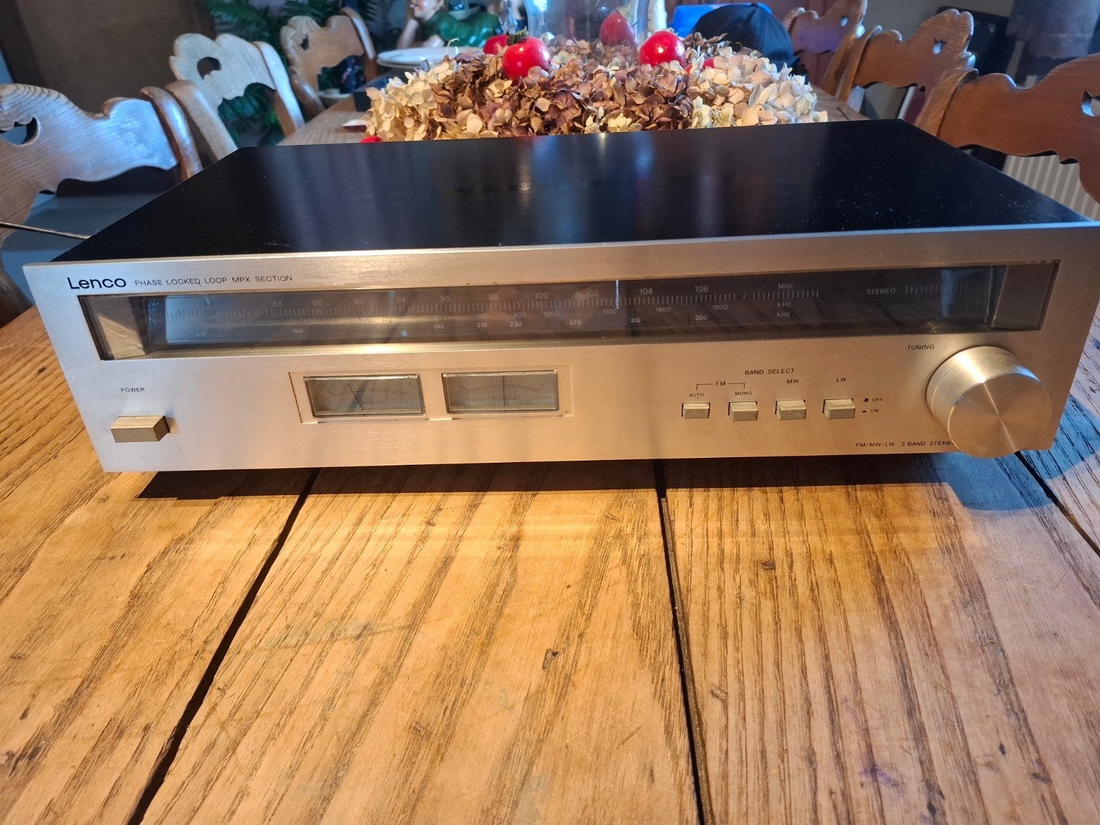 lenco T4300 tuner, TV, Hi-fi & Vidéo, Enlèvement