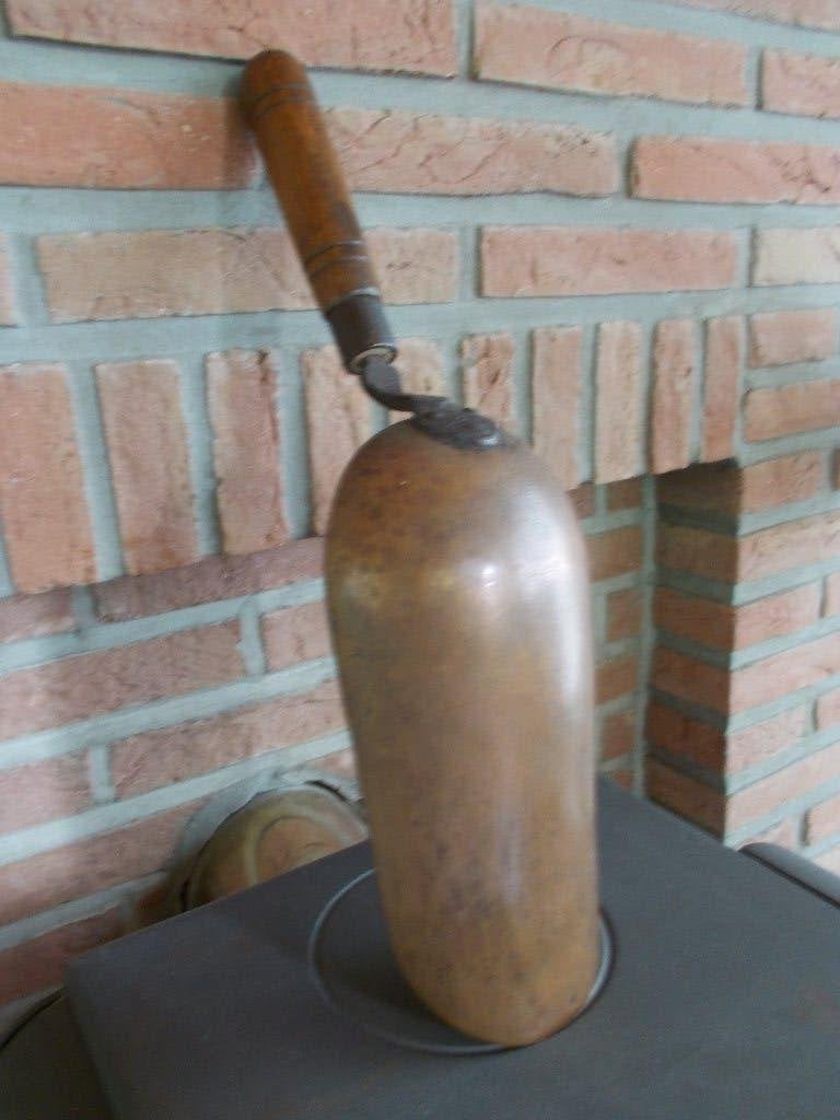 Oude koperen kolenschop, Ophalen, Koper