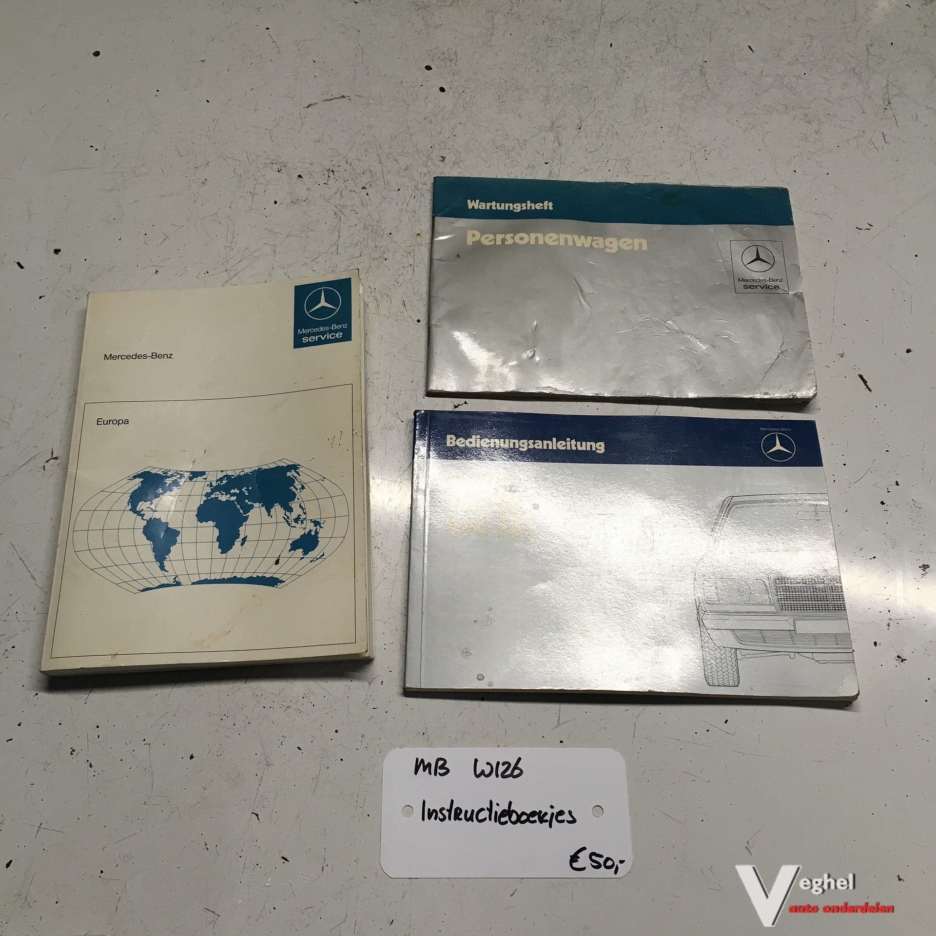 Mercedes W126   1982  Instructieboekjes Duits, Autos : Divers, Modes d'emploi & Notices d'utilisation, Enlèvement ou Envoi