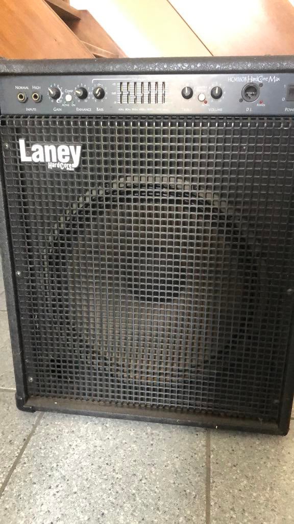 Basversterker Laney, Musique & Instruments, Enlèvement, Utilisé, Guitare basse, 100 watts ou plus